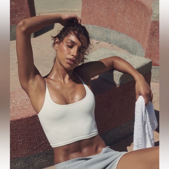 NWOT! FP Free People Movement Tighten Up Low Back Tank Sz M/L - Picture 3 of 7